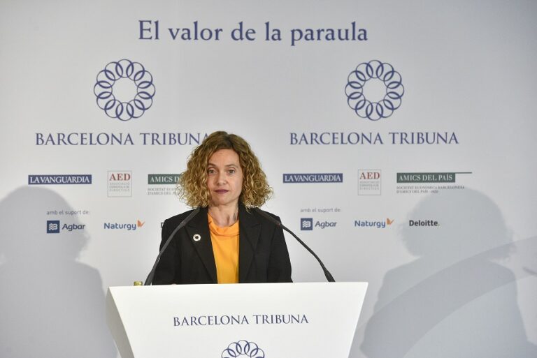 Meritxell Batet participa en Barcelona Tribuna