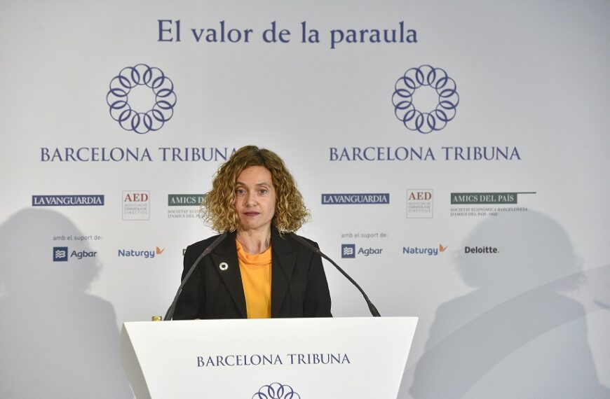 Meritxell Batet participa a Barcelona Tribuna