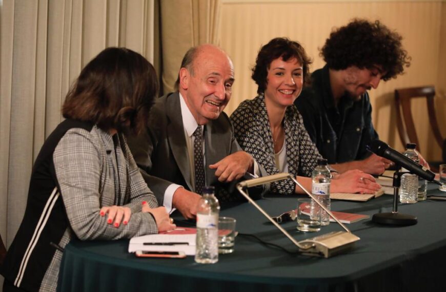 La revista Política & Prosa presenta el seu número 5 amb un debat a Amics del País sobre l’Europa nacionalpopulista