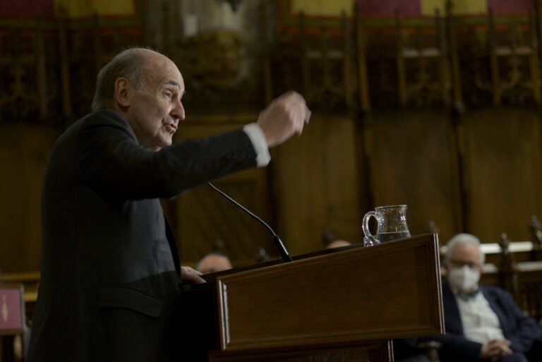 Miquel Roca: ‘Con 200 años de historia, Amics del País sigue siendo necesaria’