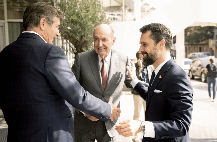 ‘Reindustrialitzem Catalunya’ | Barcelona Tribuna con Roger Torrent