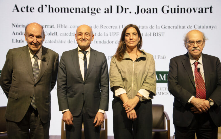Amics del País conmemora la trayectoria del cinetífico Joan Guinovart, presidente de la comisión de Investigación de Amics del País (2015-2025)