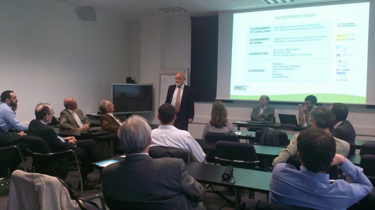 Visita a l´Institut de Recerca en Energia de Catalunya (IREC)