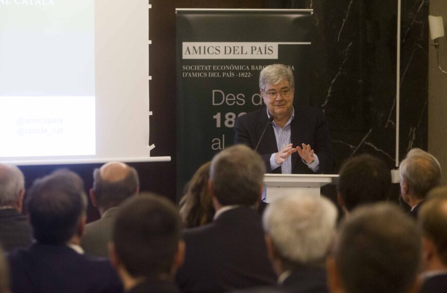 Debat Amics del País con Jaume Padrós y Guillem López Casasnovas