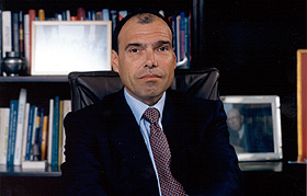 Antoni Esteve al Ciclo de Análisis de los sectores industriales de Catalunya