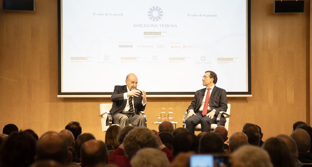 Barcelona Tribuna "Europa: ara què?". Diàleg entre el Ministre José Manuel Albares i Miquel Roca i Junyent