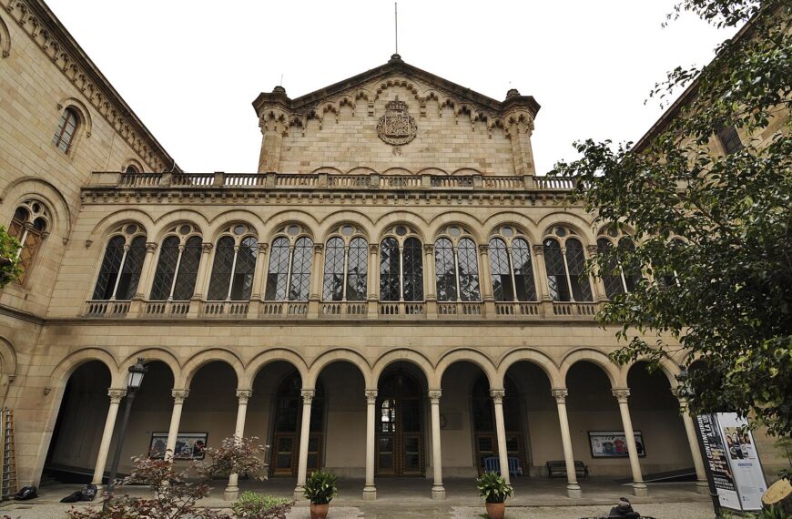 Edifici central de la Universitat de Barcelona