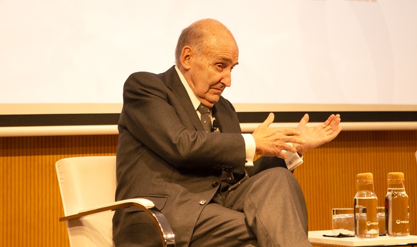 Miquel Roca i Junyent al cicle "Europa, ara què", organitzat per Barcelona Tribuna